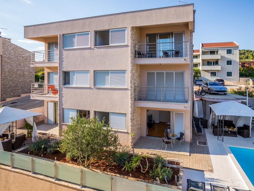 Apartment Falcon Stari Grad  Kültér fotó