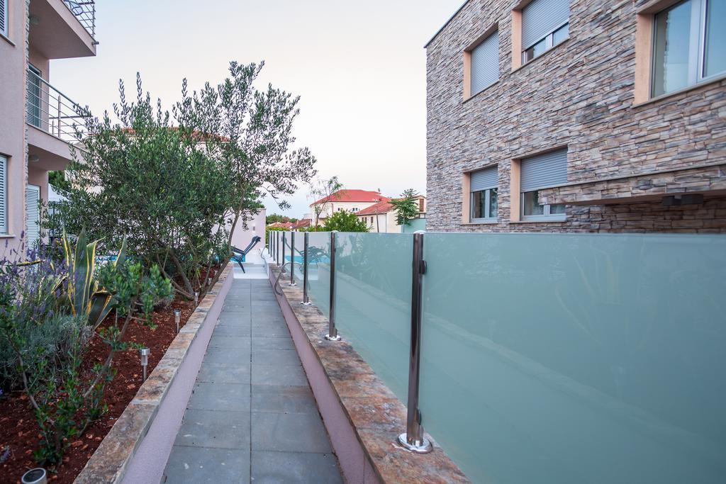 Apartment Falcon Stari Grad  Szoba fotó