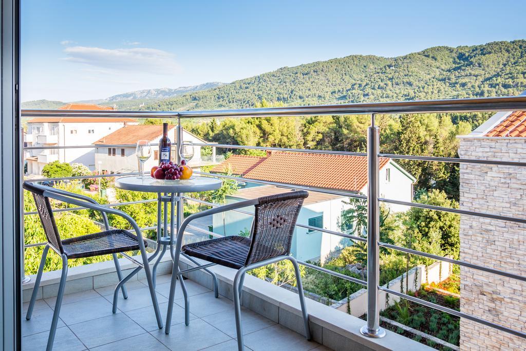 Apartment Falcon Stari Grad  Szoba fotó