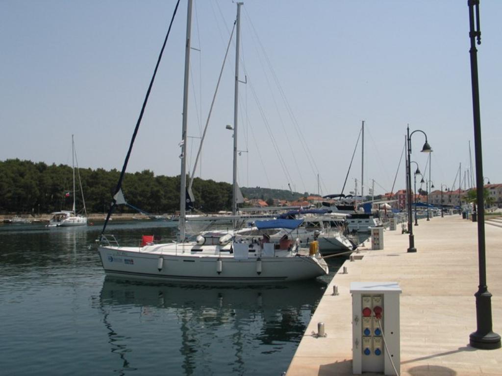 Apartment Falcon Stari Grad  Szoba fotó