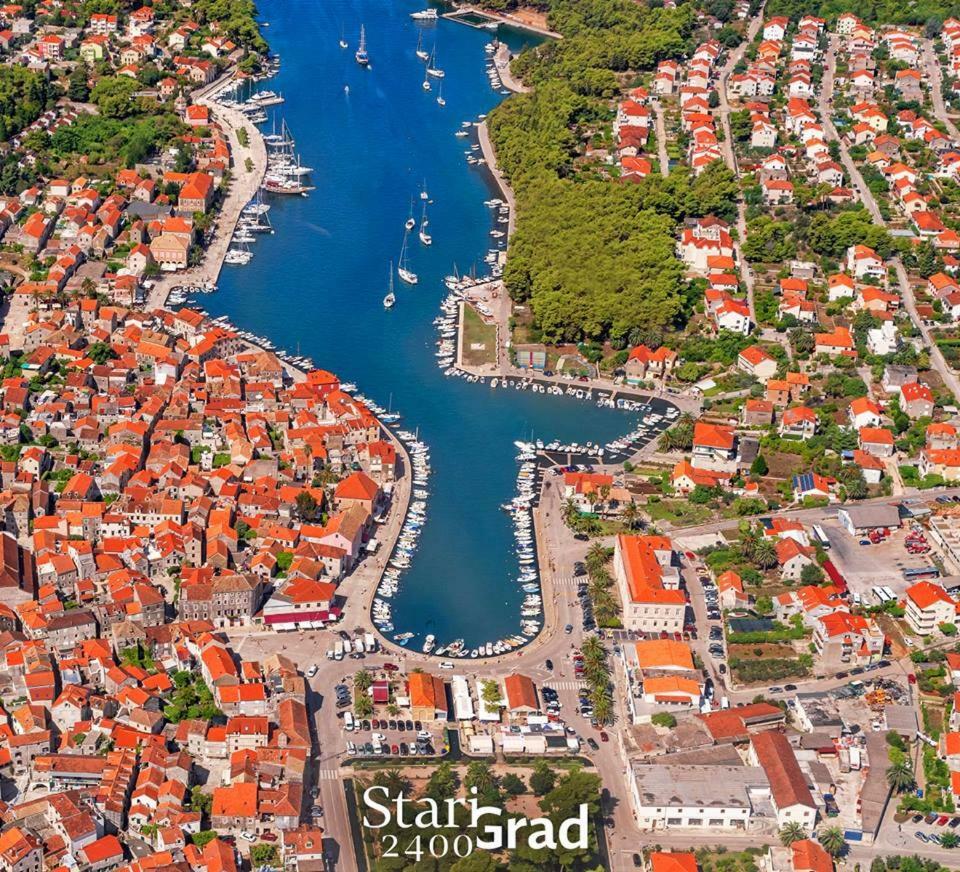 Apartment Falcon Stari Grad  Kültér fotó